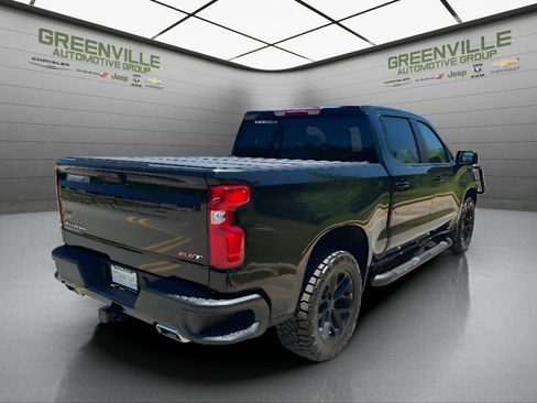 Used 2025 Chevrolet Silverado 1500 RST AWD/4WD image 7