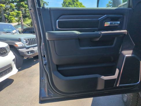 New 2026 RAM 2500 Laramie w/ Night Edition AWD/4WD image 11