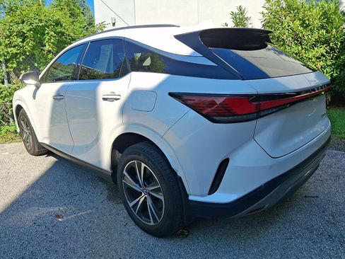 Certified 2024 Lexus RX 350h w/ Accessory Package (P1) AWD/4WD image 2