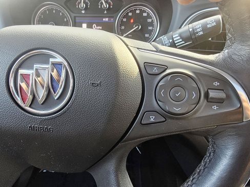 Used 2021 Buick Enclave Essence w/ Sound and Sites Package AWD/4WD image 21