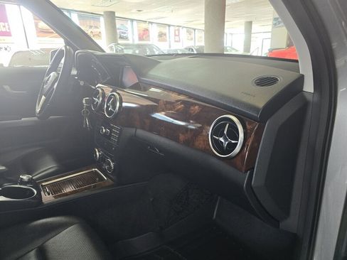 Used 2013 Mercedes-Benz GLK 350 2WD w/ Multimedia Pkg image 12