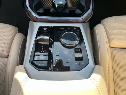 Used 2025 BMW X3 xDrive30i AWD/4WD image 27