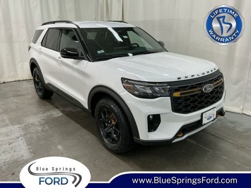 New 2026 Ford Explorer Tremor w/ Tremor Convenience Package AWD/4WD image 1