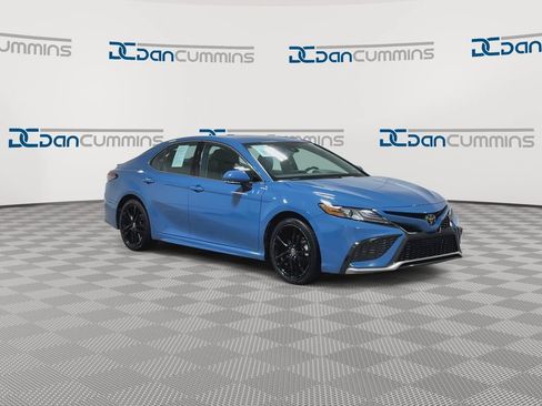 Used 2024 Toyota Camry XSE FWD image 2