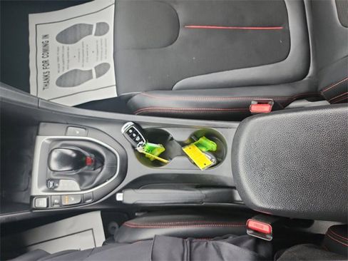 Used 2019 Hyundai Veloster 2.0 Premium image 29