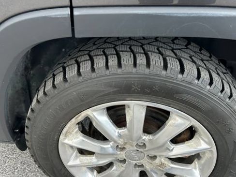 Used 2016 Jeep Cherokee Limited AWD/4WD image 10