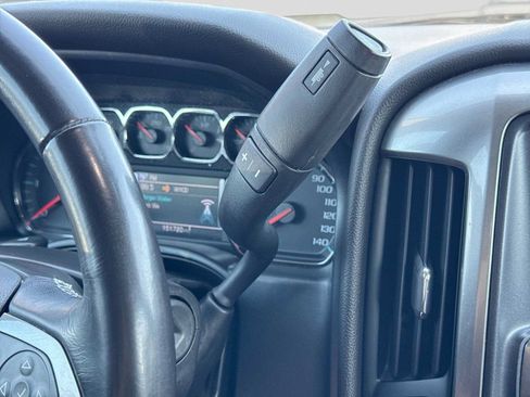 Used 2018 Chevrolet Silverado 1500 LT w/ All Star Edition AWD/4WD image 30