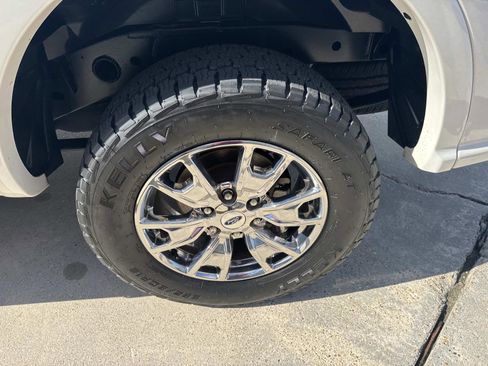 Used 2019 Ford Ranger Lariat w/ Equipment Group 501A Mid image 4