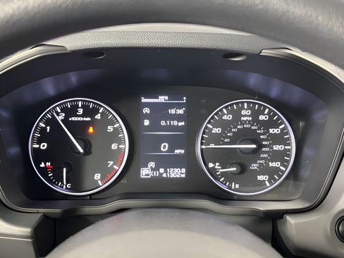 Used 2024 Subaru Crosstrek 2.0i Premium AWD/4WD image 19