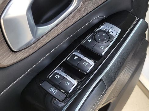 Used 2021 Kia Sorento SX Prestige image 19