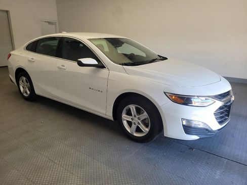 Used 2024 Chevrolet Malibu LT image 11