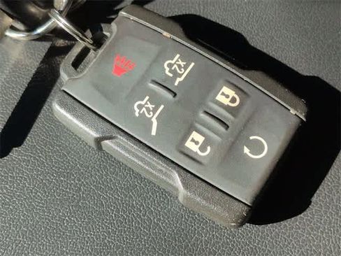 Used 2020 GMC Yukon SLE w/ SLE Value Package image 35