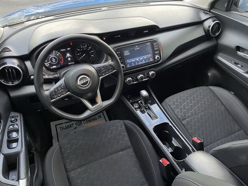 Used 2024 Nissan Kicks SV image 19