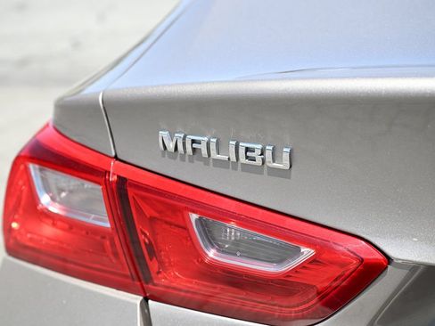 Used 2023 Chevrolet Malibu LT FWD image 13