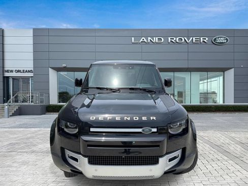 Used 2025 Land Rover Defender 90 S AWD/4WD image 4