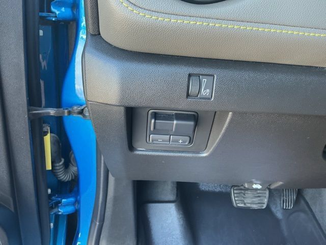 Used 2024 Chevrolet Colorado ZR2 AWD/4WD image 12