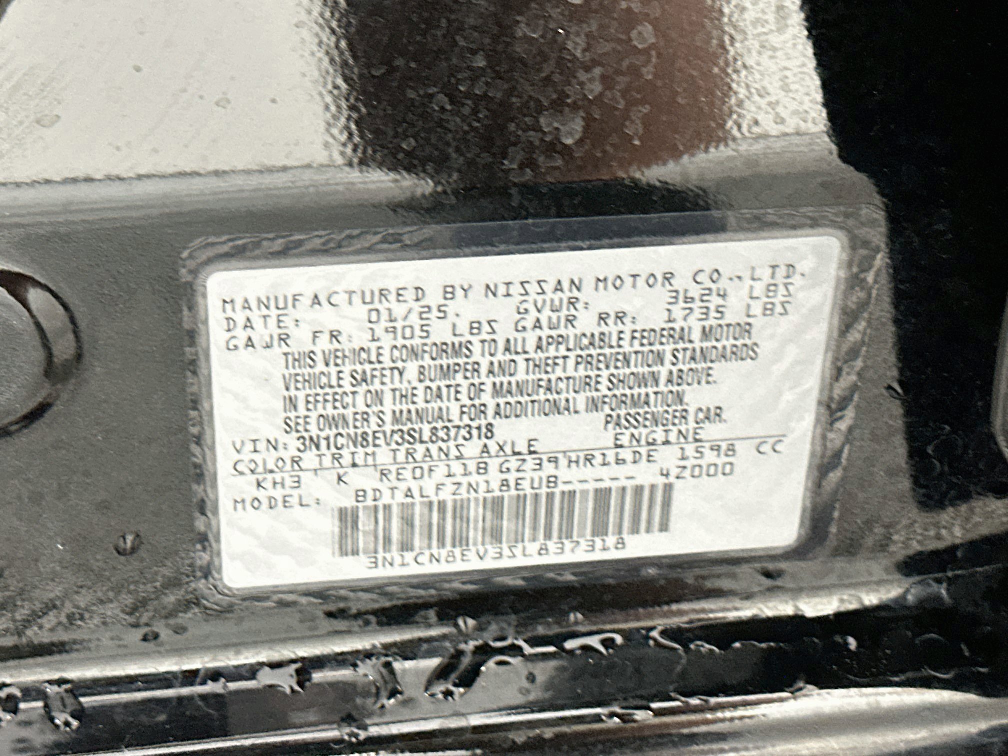 Used 2025 Nissan Versa SV FWD image 12