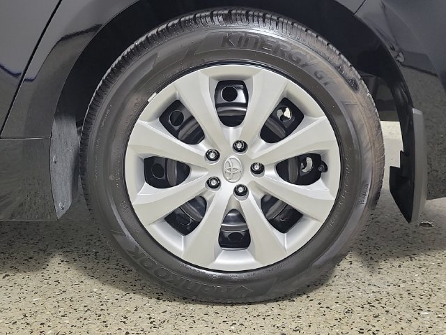 Used 2026 Toyota Corolla LE FWD image 8