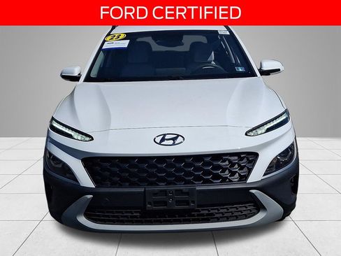 Used 2023 Hyundai Kona SEL w/ Winter Weather Package AWD/4WD image 2