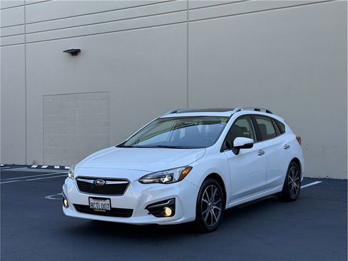 Used 2018 Subaru Impreza 2.0i Limited image 3