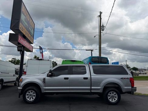 Used 2022 Ford F250 XL w/ STX Appearance Package AWD/4WD image 4
