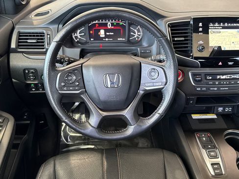 Used 2023 Honda Passport TrailSport image 15