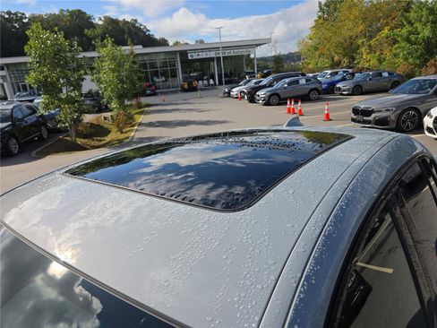 Used 2024 BMW X4 M40i image 12