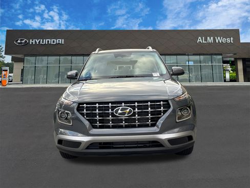 New 2026 Hyundai Venue SEL FWD image 2