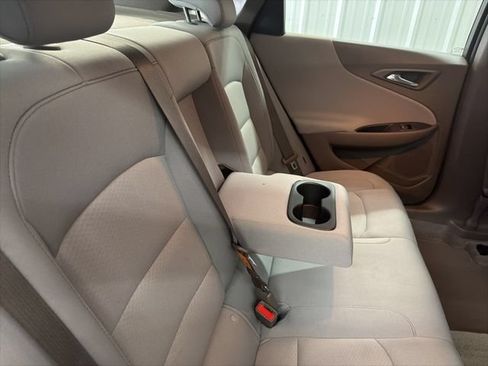 Used 2024 Chevrolet Malibu LT FWD image 18