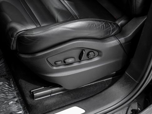 Used 2022 Porsche Cayenne image 29