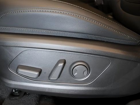 Used 2024 Hyundai Santa Cruz XRT image 11