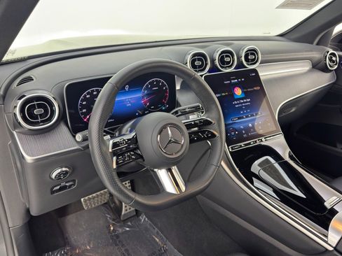 Used 2024 Mercedes-Benz GLC 300 w/ AMG Line image 13