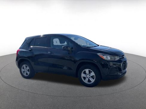 Used 2020 Chevrolet Trax LS w/ Tint and Cruise Package image 2
