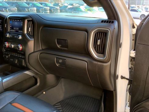 Used 2023 GMC Sierra 2500 AT4 w/ Gooseneck/5TH Wheel Package image 17