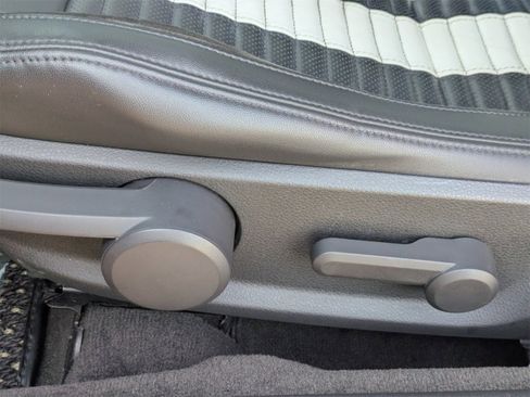 Used 2013 Ford Mustang Shelby GT500 image 20