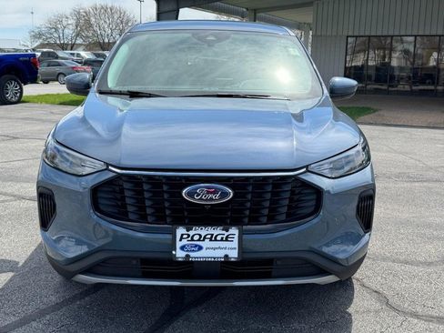 Used 2023 Ford Escape Active w/ Tech Pack #2 AWD/4WD image 9