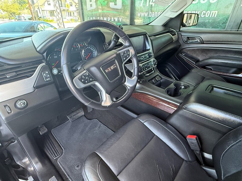 Used 2018 GMC Yukon XL SLT w/ Open Road Package RWD image 16