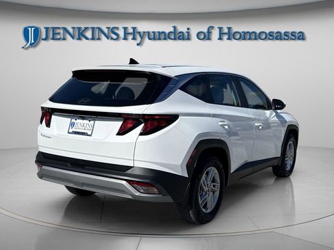 New 2026 Hyundai Tucson SE image 3