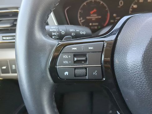 Used 2023 Honda Pilot EX-L image 30