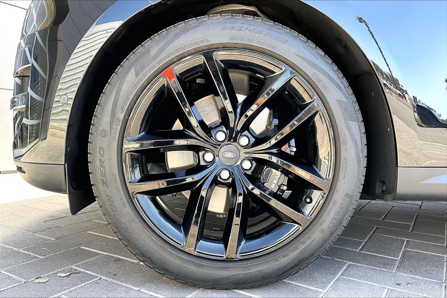 Certified 2023 Land Rover Range Rover Sport SE AWD/4WD image 8