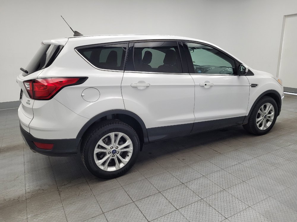 Used 2019 Ford Escape SE FWD image 10
