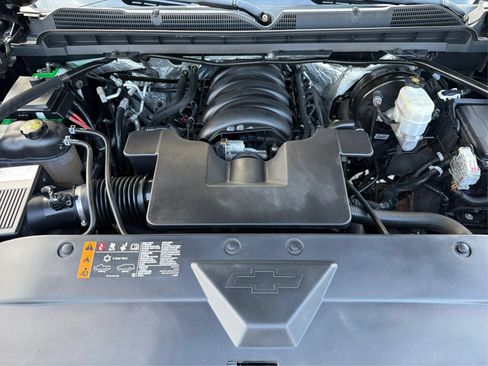 Used 2018 Chevrolet Silverado 1500 LT w/ All Star Edition AWD/4WD image 12