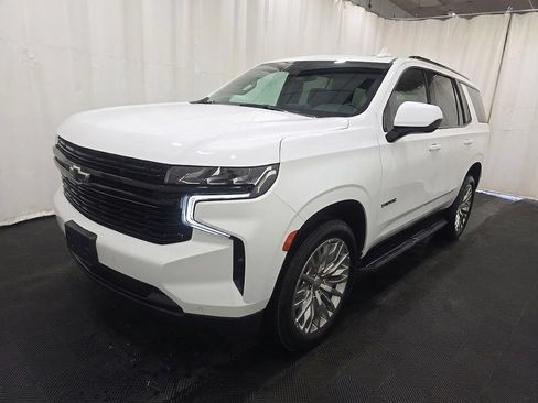Used 2023 Chevrolet Tahoe RST AWD/4WD image 3