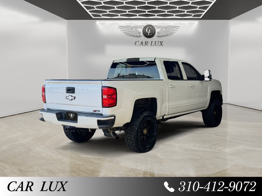 Used 2018 Chevrolet Silverado 1500 LT w/ All Star Edition AWD/4WD image 5