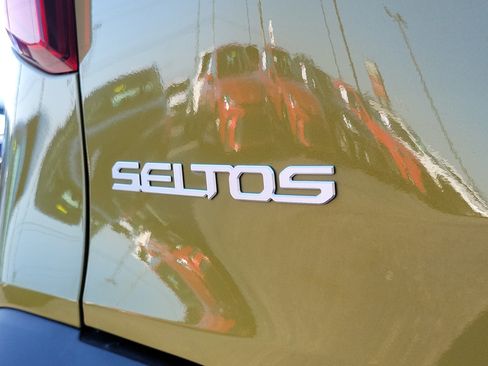 Used 2024 Kia Seltos SX AWD/4WD image 6