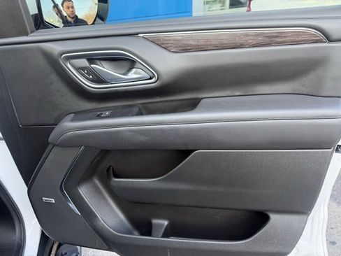 Used 2024 Chevrolet Suburban Z71 w/ Off-Road Capability Package image 21