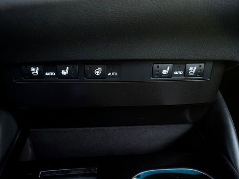 Used 2024 Lexus ES 300h w/ Premium Package image 34