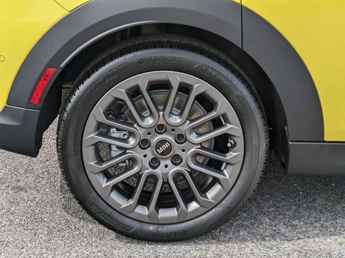 New 2026 MINI Cooper S FWD image 9
