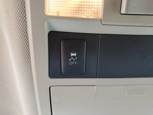 Used 2019 Toyota Tacoma SR w/ SR Convenience Package image 30