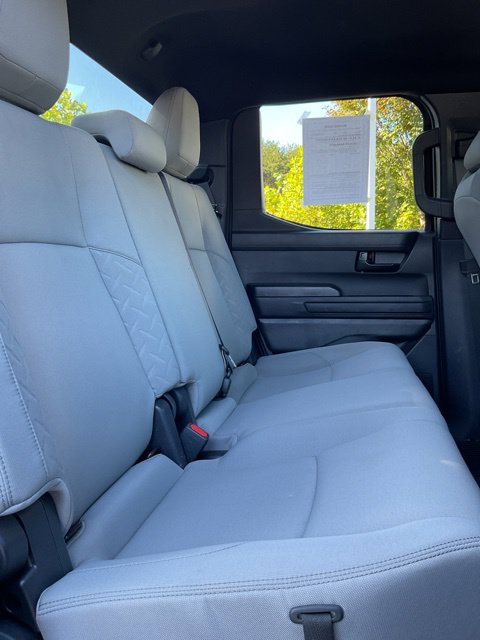 Used 2025 Toyota Tacoma SR5 AWD/4WD image 18